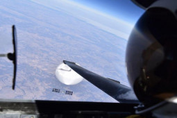 Lầu Năm Góc công bố ảnh chụp rõ khí cầu Trung Quốc từ phía trên trước khi bắn hạ