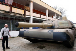 Vũ khí bơm hơi đắt hàng từ khi có xung đột Nga - Ukraine