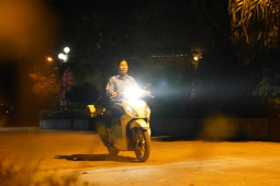 Tin tức trong ngày - Người phụ nữ làm nghề ít ai dám làm: “Giúp việc cho người đã khuất”