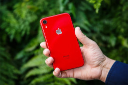 Thời trang Hi-tech - Chiếc iPhone giá "mềm" này sẽ khiến iFan đứng lên ngồi xuống