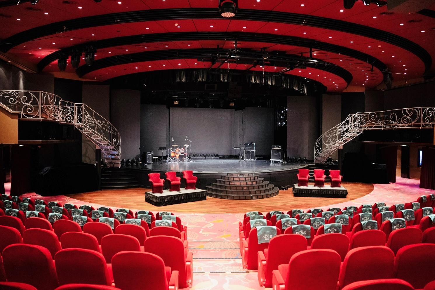 Du thuyền 5 sao “Resorts World One” lần đầu cập cảng Việt Nam - 3