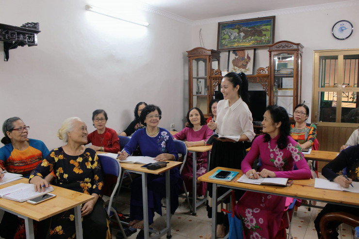 Lớp học Tếng Anh của chị Yến trên đường Nguyễn Công Hoan, quận Ba Đình (Hà Nội).