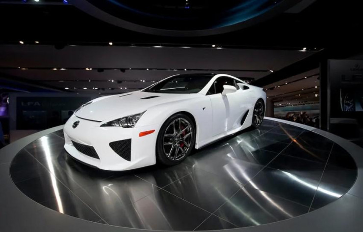 Lexus LF-A 2011-2013. Ảnh: Motorbiscuit.