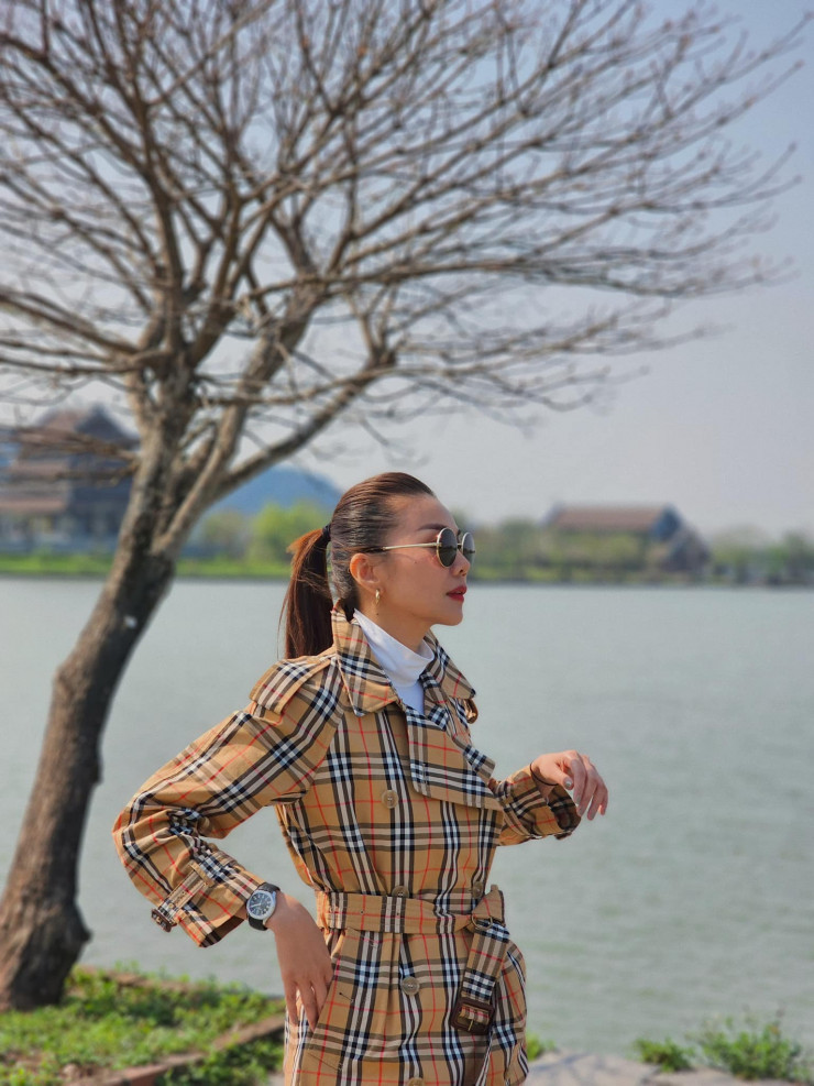 Cô tranh thủ tham quan nhiều điểm đến ở Ninh Bình