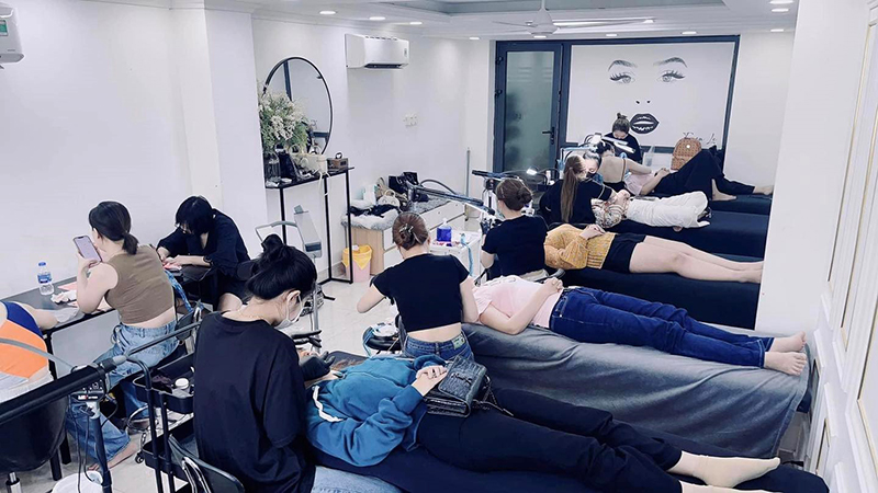 TikToker Nguyễn Thị Khánh Ly và hành trình theo đuổi đam mê với nghề làm đẹp - 2