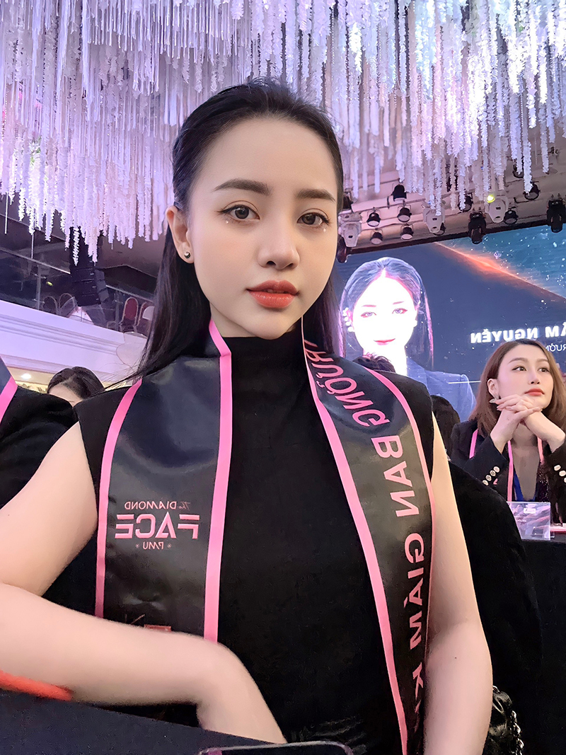 Tiktoker Nguyễn Thị Khánh Ly sở hữu hơn 300k người theo dõi