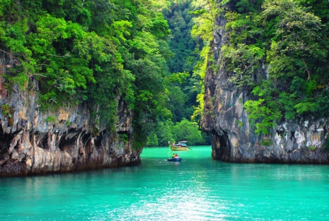 4 địa điểm nhất định phải tới khi ghé thăm Phuket - Thái Lan - 1