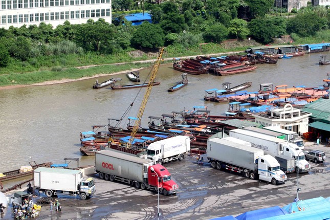 Việc tạm dừng hoạt động của cửa khẩu Ka Long tiến hành từ 16h ngày 8/3 cho đến khi có thông báo mới.