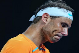 Nadal công khai chi tiết chấn thương, chơi sân đất nện cũng xa vời