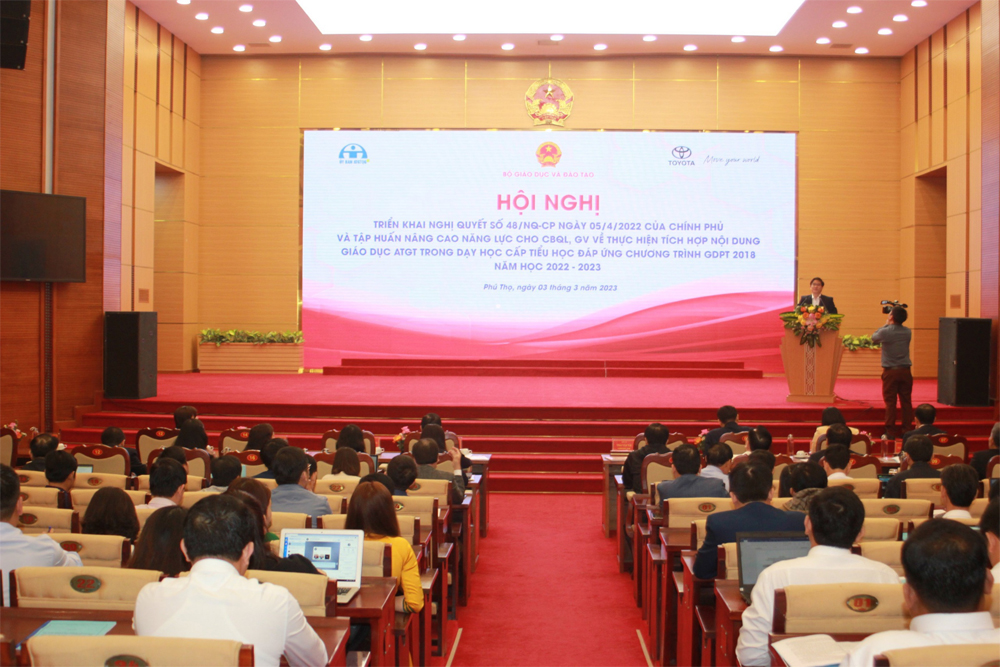 Cán bộ quản lý, giáo viên tham gia Tập huấn nâng cao năng lực giáo dục an toàn giao thông