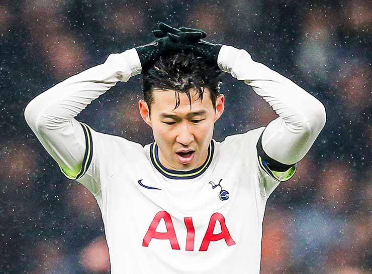 Son Heung Min và các cầu thủ Tottenham tỏ ra bất lực trước AC Milan