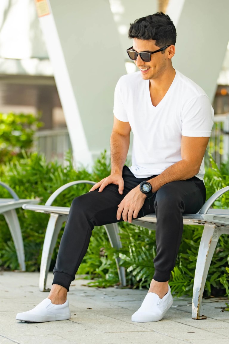 Những cách nào để tạo kiểu cho chiếc quần jogger yêu thích - 4