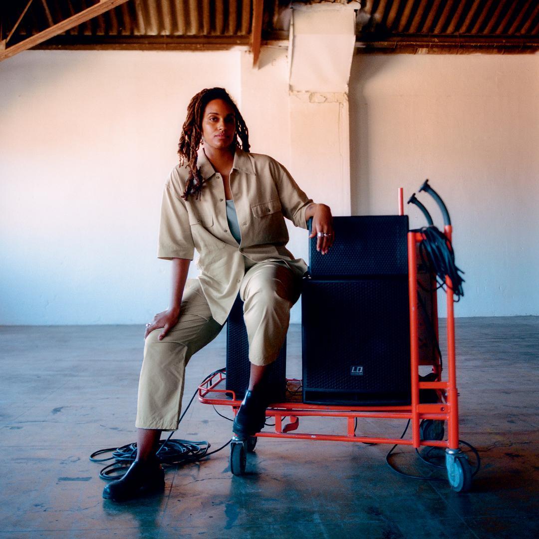 DJ - Nhà sản xuất âm nhạc Maguette ví Uniqlo U như tấm vải toan để mỗi người khi mặc sẽ có cách biểu đạt phong cách cá nhân khác nhau