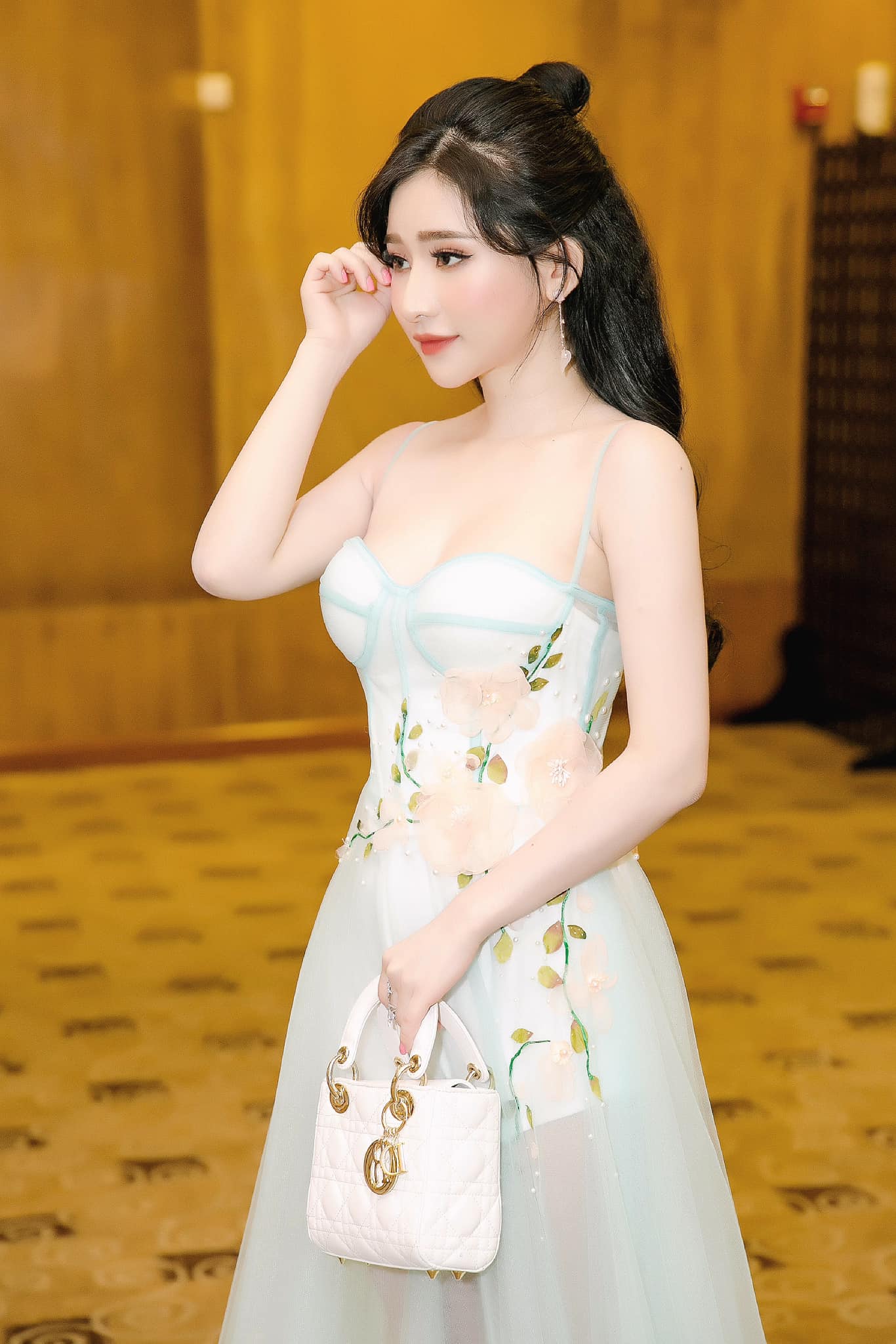 Ivy Lê: Tôi kiếm vài tỷ 1 tháng, tại sao phải quan tâm 100 triệu? - 1