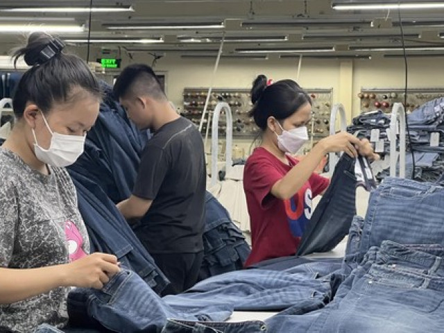 Kinh doanh - Làn sóng sa thải lao động: Doanh nghiệp chật vật, công nhân điêu đứng