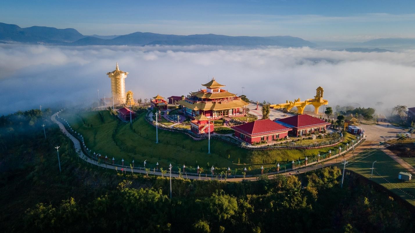 Không gian Phật giáo Kim Cương Thừa tại Samten Hills Dalat