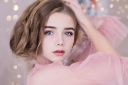 Làm đẹp - Ngây ngất với đôi mắt như kỳ quan thế giới của 2 “bé gái xinh nhất châu Âu”