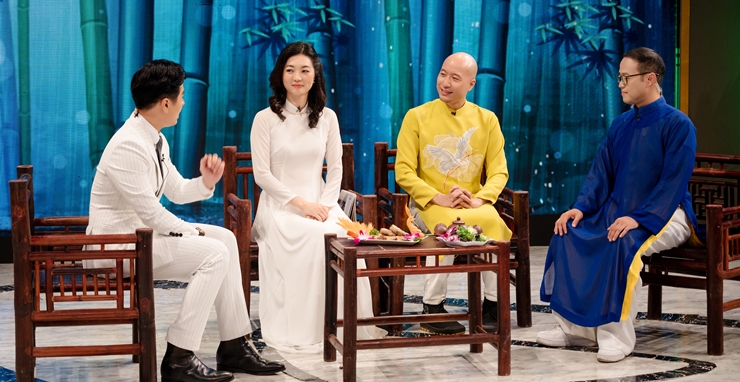 Cặp đôi có những chia sẻ gây chú ý về câu chuyện tình yêu "xuyên biên giới" trên sóng chương trình