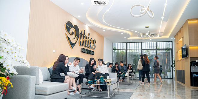 8 năm chứng minh bằng những nỗ lực và giá trị chân thực nhất