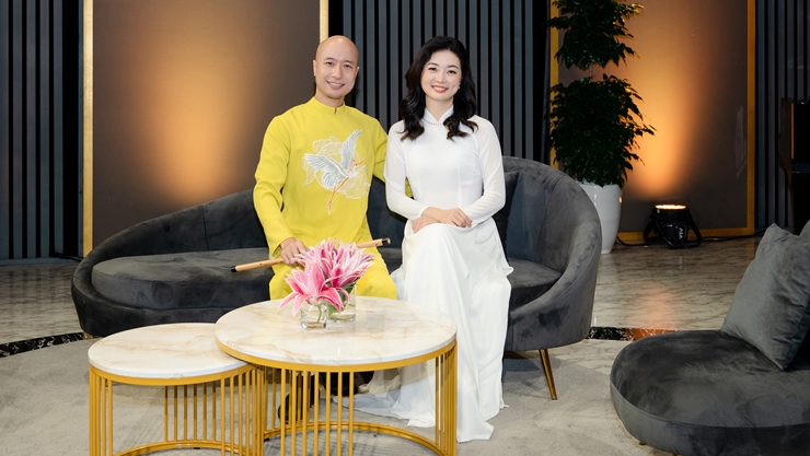 Vợ chồng nhạc trưởng Đồng Quang Vinh – nghệ sĩ piano Mạc Song Song