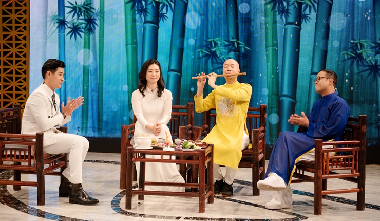 Cặp đôi gửi tặng món quà đặc biệt tới khán giả