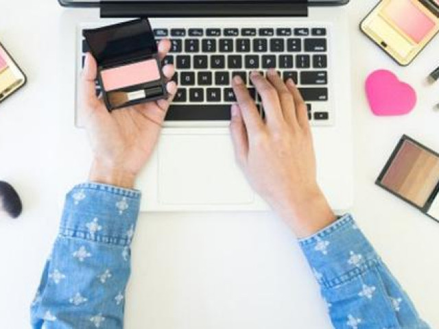 Thị trường - Tiêu dùng - Cẩn trọng với "ma trận" mỹ phẩm, thực phẩm chức năng giả bán online