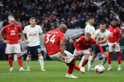 Tường thuật bóng đá Tottenham - Nottingham Forest: Penalty hỏng cuối trận (Ngoại hạng Anh) (Hết giờ)