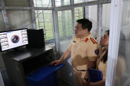 Trung tâm đăng kiểm nào ở Hà Nội và TP.HCM được tăng cường CSGT kiểm định?