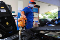 Thị trường - Tiêu dùng - Giá xăng dầu hôm nay 13/3: Dầu thô đồng loạt tăng, giá xăng tại Việt Nam chiều nay điều chỉnh ra sao?