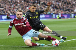 Bóng đá - Video bóng đá West Ham - Aston Villa: Tấn công rực lửa, thoát nhóm "cầm đèn đỏ" (Ngoại hạng Anh)
