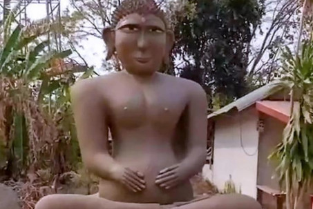 Tượng Phật "bụng phệ" gây xôn xao ở Thái Lan