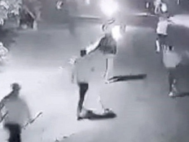 Pháp luật - 2 quán bán hàng ăn đêm "hỗn chiến", 5 người bị thương