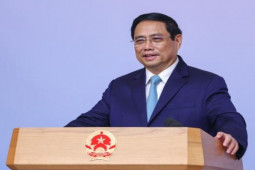 Tin tức trong ngày - Thủ tướng đặt câu hỏi tại sao du lịch mở cửa sớm nhưng lại "đi trước về chậm"?