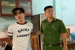 Pháp luật - Bí mật bên trong tiệm bán gà