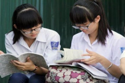 Giáo dục - du học - Hà Nội: Không yêu cầu xin xác nhận cư trú để chuyển cấp học