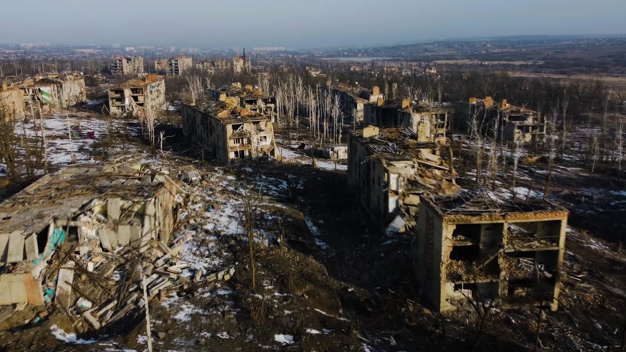 Bất chấp việc các lực lượng Nga đã kiểm soát một phần thành phố, Ukraine vẫn khẳng định quyết tâm giữ Bakhmut.