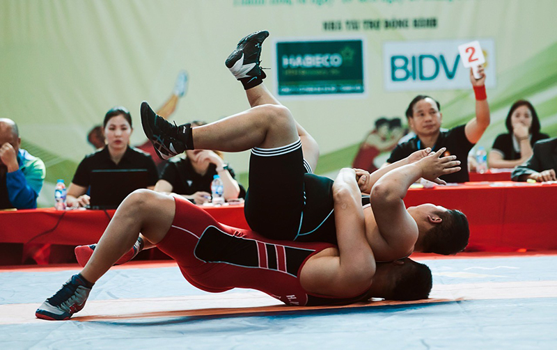 Lối đánh của Hoàng Văn Nam đã khiến đối thủ phải thua cuộc.