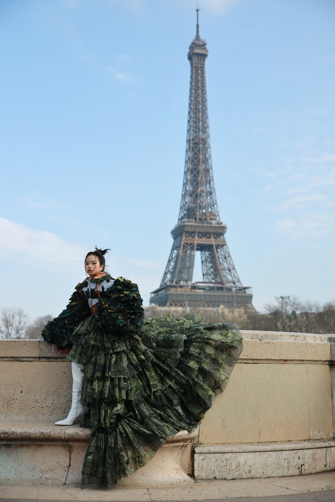 Bùi Hoàng Hạ An – người mẫu nhí Việt Nam trình diễn tại Paris fashion week - 2