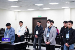 Tin tức trong ngày - Phạt tù 8 bị cáo trong vụ bán dữ liệu thông tin cá nhân