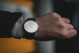 Đàn ông - Khi suy thoái kinh tế - đồng hồ có phải là một khoản đầu tư tốt không?