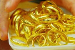 Kinh doanh - Dự báo giá vàng ngày 17/3: Tiếp tục tăng trong bối cảnh bất ổn của lĩnh vực ngân hàng