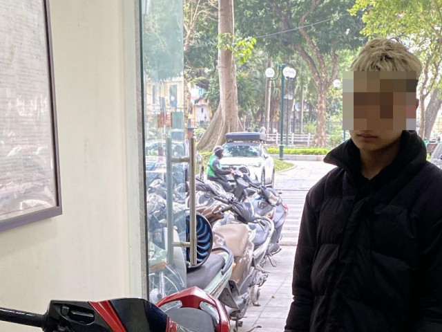 Pháp luật - Làm rõ thiếu niên rạng sáng chạy xe máy “bốc đầu” quanh khu vực Nhà hát lớn