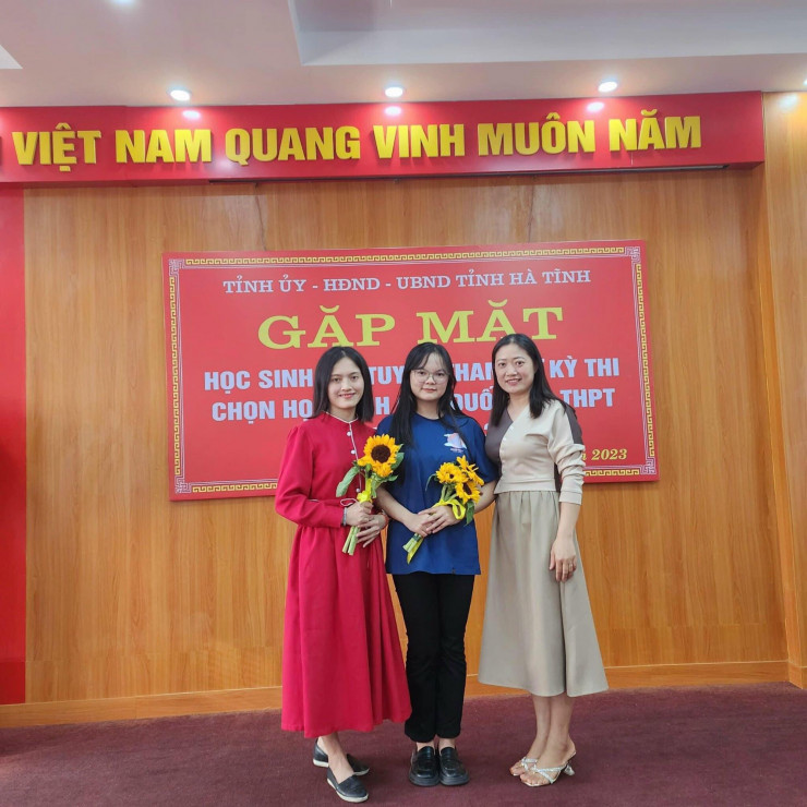 Nữ sinh nghèo vùng núi Hà Tĩnh chinh phục giải nhất học sinh giỏi quốc gia môn Địa lý - 2