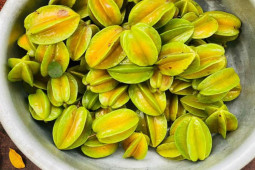 Thị trường - Tiêu dùng - Loại quả ở nông thôn xin được cả chục cân, tại phố bán 20.000 đồng/kg vẫn đắt hàng