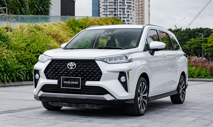 Giá xe Toyota Veloz Cross lăn bánh tháng 3/2023, nhiều ưu đãi hấp dẫn - 3