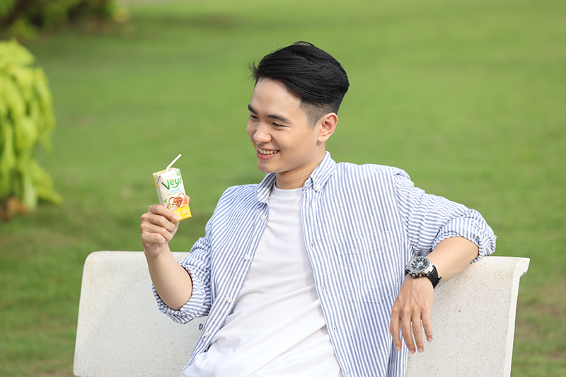 Một chế độ ăn uống cân bằng còn giúp bạn cảm thấy nhẹ nhàng vì tiêu hóa tốt, từ đó sẽ cảm thấy luôn tràn đầy năng lượng và cảm hứng tích cực.