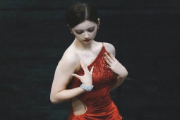 Làm đẹp - "Em bé Hàn Quốc xinh đẹp" trổ mã ở tuổi 19, vóc dáng như búp bê