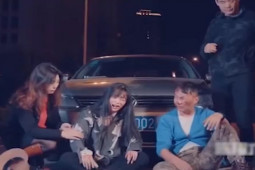 Clip hài hước - Người đàn ông cặp bồ bị bắt quả tang và cái kết không thể ngờ