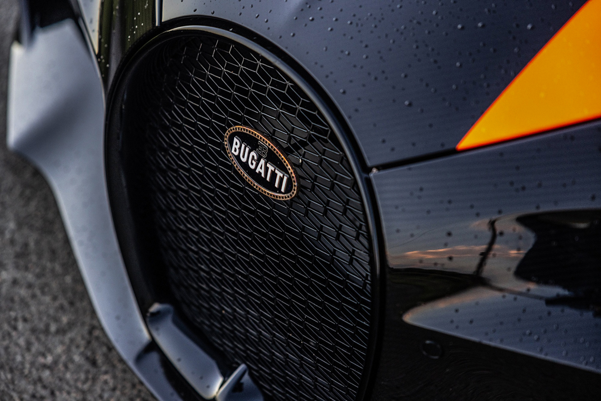Siêu phẩm Bugatti Chiron Super Sport có giá bán hơn 117 tỷ đồng - 2