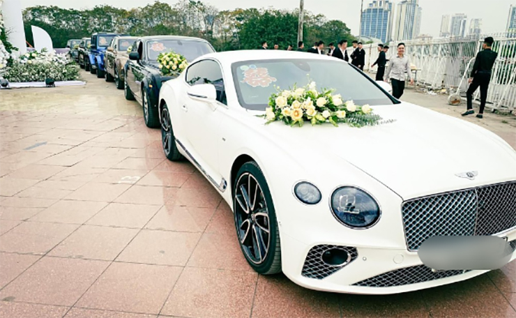 Đám cưới hội tụ dàn siêu xe và xe siêu sang hơn 200 tỷ đồng tại Hà Nội - 3
